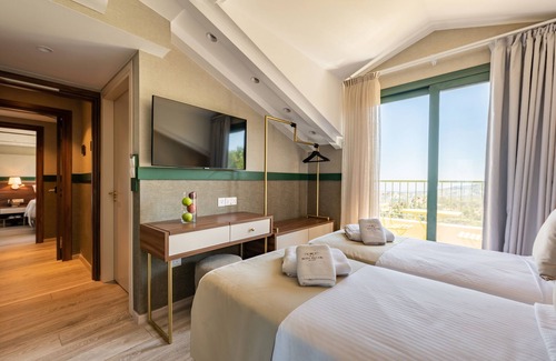Platres Hotel | Petit Palais Platres Boutique Hotel