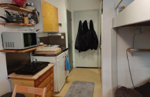 Allos Apartment | PETIT STUDIO 17 M2