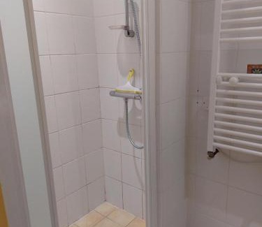 Landerneau Bed & Breakfast | Petit studio - Chambre indépendante au calme