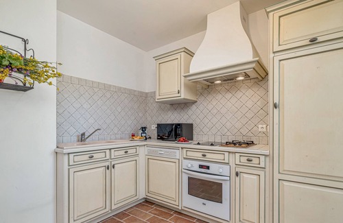 Le Puy-Sainte-Reparade House | Petite Bastide | Domaine Tour Campanets