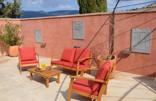 Villars House | Petite Bastide Avec Belle Vue, Terrasse 90m2, Piscine Sans vis a vis