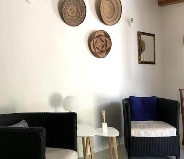 Bonifacio House | Petite Bergerie