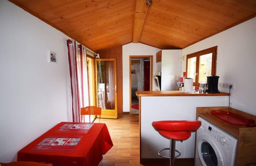 Reaup-Lisse Apartment | Petite habitation au cœur des pins, à Réaup-Lisse en Lot-et-Garonne