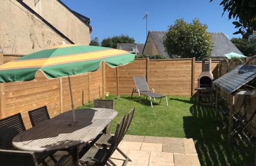 Guidel-Plages House | Petite maison avec piscine à 500m de la plage