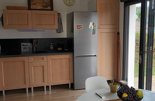 Saint-Urbaine House | Petite Maison Confortable et Bien Placée