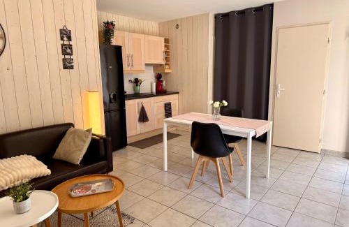 Auxonne Apartment | Petite Maison Cosy