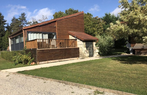 Quesmy House | Petite Maison Dépendance du Château de Quesmy Tout Confort Grands Espaces