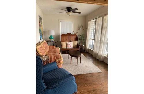 Houma Cottage | Petite Maison Sur l'eau'...Water Front Cottage