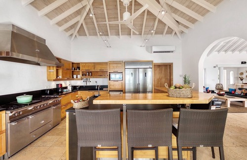 Grand Case Villa | Petite Plage 5 - Exclusive Beachfront Villa