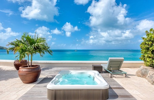 Grand Case Villa | Petite Plage 5 - Exclusive Beachfront Villa