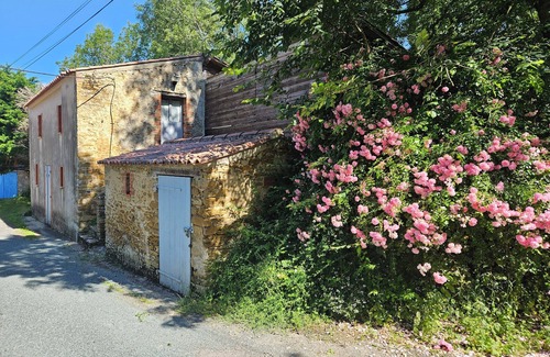 Talmont-Saint-Hilaire House | Petite Vendee house surrounded by greenery near the village, 10 minutes from the sea