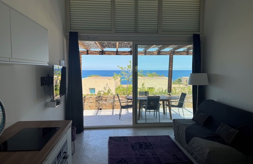 Marine de Saint Ambroggio Villa | Petite Villa au Calme à 100 Mètres de la mer Terrasse Jardin vue mer
