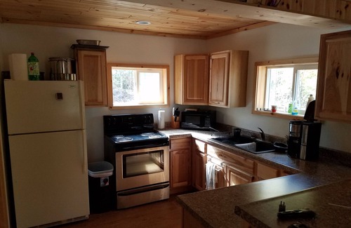 Petoskey Cabin | Petoskey - Enjoy the great outdoors from the Cozy and peaceful cabin!