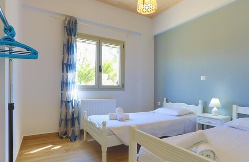 Ano Korakiana Apartment | Petra House Ena in Corfu