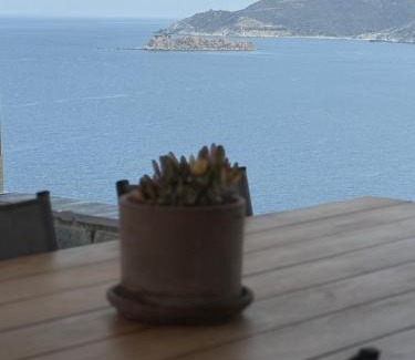 Agii Apostoli Villa | PETRA Luxury Villas