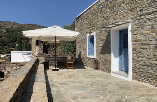 Ormos Korthiou Apartment | Petra Traditional House 1