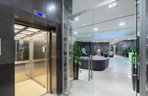 Pechers'kyi District Apartment | Petrovdom Apartments 10-197 in RC Central Park, 7 John McCain Street
