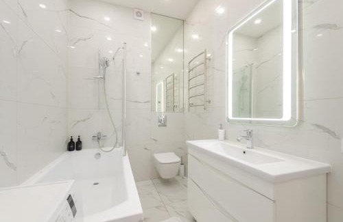 Pechers'kyi District Apartment | Petrovdom Apartments 21-284 in RC Central Park ,7 John McCain Street