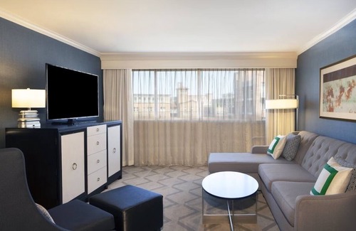 West End Hotel | Pets are Allowed Here! 4 One Bedroom Suite Units, Near the Wharf Complex