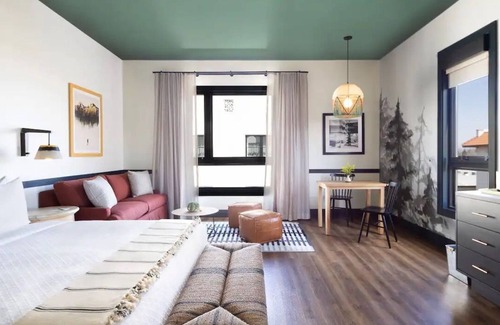 Merced Hotel | Pets Are Welcome in Central Valley Stay Near UC Merced | 2 Units