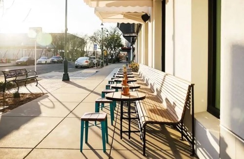 Merced Hotel | Pets Are Welcome in Central Valley Stay Near UC Merced | 2 Units