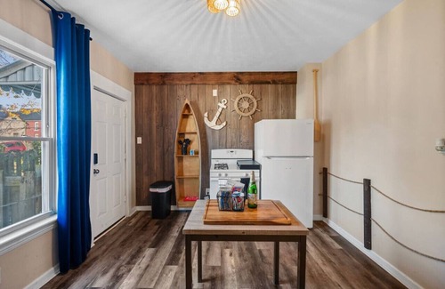 Edgewater Apartment | Pets By The Sea | Themed | Pet-Friendly