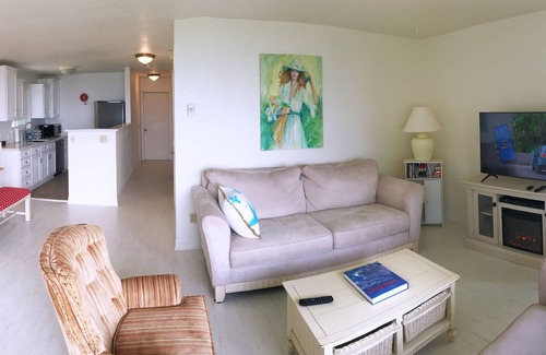 Harbor House | Pets welcome. Great Ocean View . Remodeled Kitchen. Fire Pit. BBQ Free WiFi.