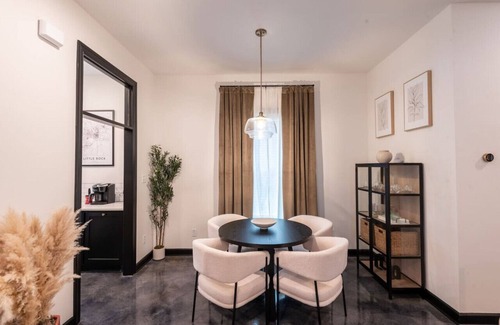 Pettaway House | Pettaway LR Bungalow