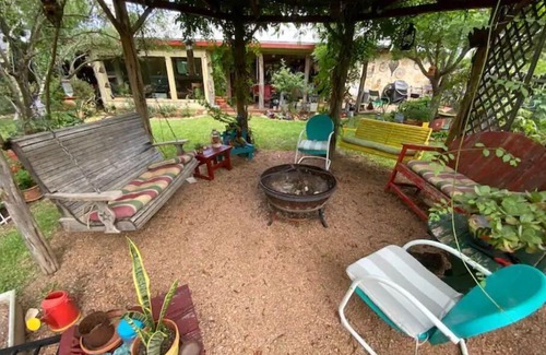 Bandera House | Petticoats and Spurs~Downtown Bandera, TX.