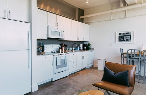 Crosstown Apartment | Pettigrew Adventure Parcel @ Crosstown Concourse