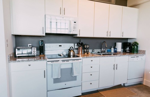 Crosstown Apartment | Pettigrew Adventure Parcel @ Crosstown Concourse