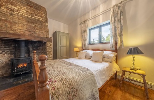 Wymondham House | Pettingalls Farm Cottage, Deopham Green, Norfolk