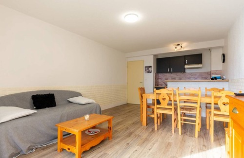 Germ Apartment | Peyragudes: Apt 8 people, balcony, parking, wifi