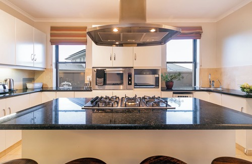 Knysna House | Pezula Lake House
