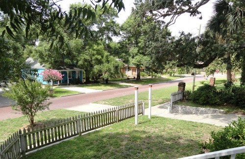Old East Hill Apartment | Pfeiffer House luxury in Downtown Pensacola