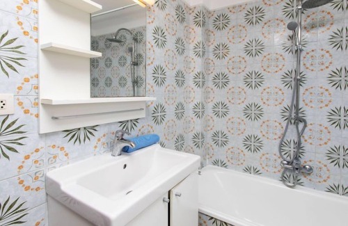 Mas Pinell House | Pfeil (TDM170) by Interhome