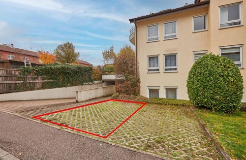 Pforzheim Apartment | Pforzheim Nicole, im Ruhigen Stil