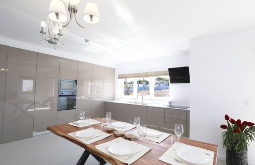 Colares Villa | PG Beach Villas - Luxury Two-Villa Oceanfront Condo