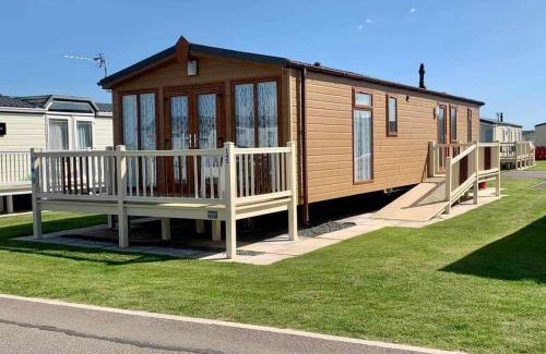 Chapel Saint Leonards Other | PG145 6 BERTH DELUXE CARAVAN GOLDEN PALM CHAPEL ST LEONARDs