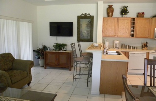 Port Saint Lucie Condo | PGA Village - Castle Pines - Golf Resort