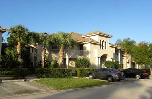 Port Saint Lucie Condo | PGA Village - Castle Pines - Golf Resort