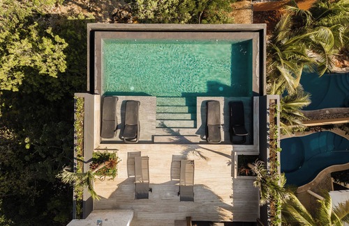 La Veleta Apartment | PGardn studio priv plunge, kitchen, sofa bd, TV, bathroom Fire pit, pool at Roof