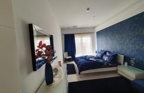 Horde Apartment | Phönixsee - Privatunterkunft mit Dachterrasse