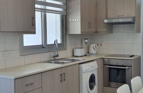 Larnaca Apartment | Phaedrus Living: City Center Cozy Flat Demetra 102