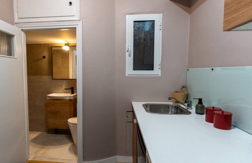 Goni Apartment | Phaedrus Living Luxury Studio Nea Smirni