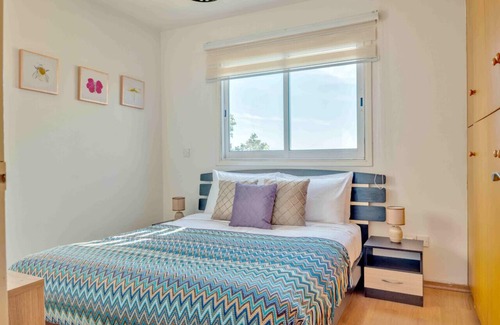 Strovolos Apartment | Phaedrus Living: Modern City Flat Elpida