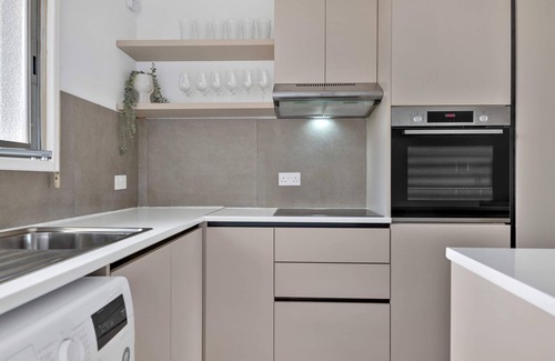 Lykabittos Apartment | Phaedrus Living: Romanou Modern City Center Flat