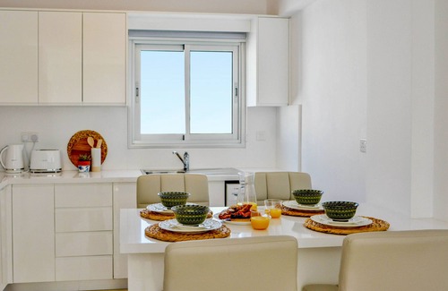 Paphos Apartment | Phaedrus Living: Seaside Luxury Flat Lighthouse 67