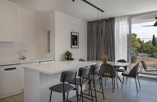 Strovolos Apartment | Phaedrus Living: Travertine Residences 102