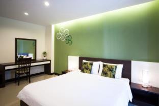 Noen Phra Hotel | Phavina Hotel Rayong SHA Extra Plus